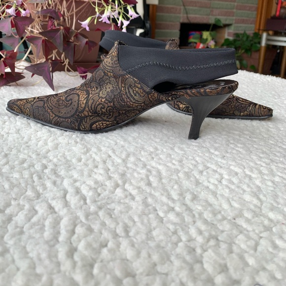 Donald Pliner Lillis Woman’s Slingback - Picture 5 of 12